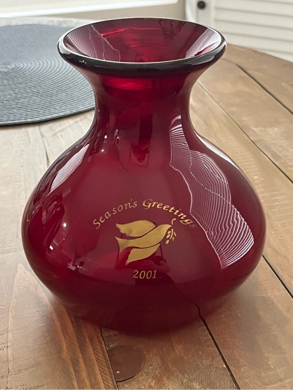 Blenko Season’s Greetings 2001 Holiday Vase Ruby Red 7” 1st In Series